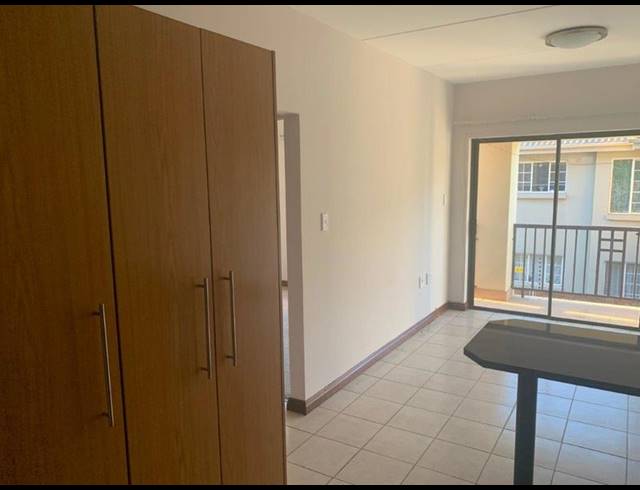 1 BEDROOM PROPERTY TO RENT IN BRENTWOOD PARK